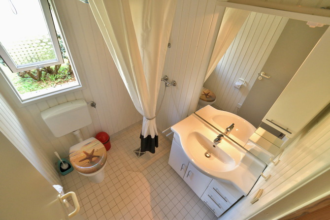 Ferienhaus in Pelzerhaken - Ferienhaus Typ A im Ferienpark AM WALDRAND - WC und Dusche