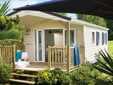 Ferienhaus in Pelzerhaken - Mobilheim M&eacute;diterran&eacute;e im Ferienpark AM WALDRAND - Mobilheim von au&szlig;en
