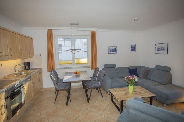 Ferienwohnung in Sellin - Ferienhaus zum Südstrand App. 3 - Bild 3