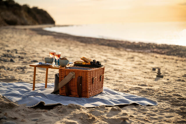 Ferienhaus in Dranske - Rügenzauber Reetdachhaus mit Sauna u. Kamin | Strandnähe | Garten - Bild 14