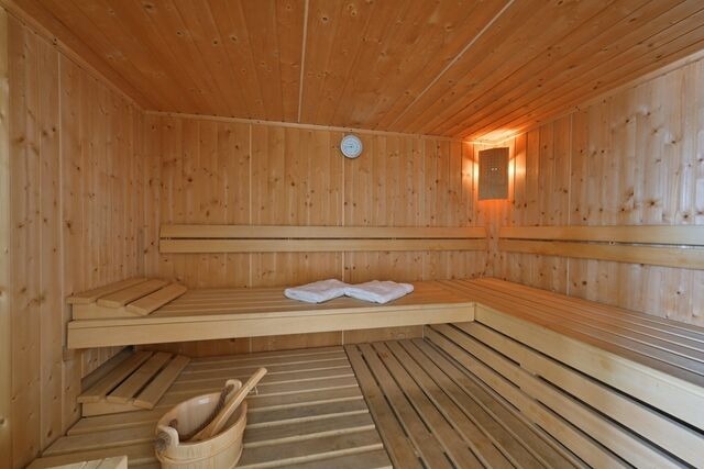 Ferienwohnung in Sellin - Ferienwohnung 10 in Sellin auf Rügen Villa Celia 6 Pers. WLAN und Sauna 200 m vom Strand entfernt - Bild 13