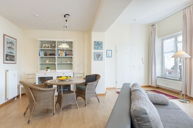 Ferienwohnung in Laboe - Hafen 13 Hafenblick 1 - Bild 10