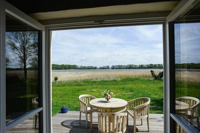 Ferienhaus in Neuenkirchen (R&uuml;gen) - Ferienhaus Remise direkt am Wasser im Gut Grubnow R&uuml;gen - Bild 10
